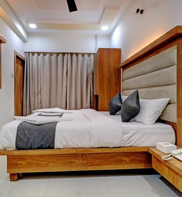 Sun Inn Residency , Navi Mumbai Bagian luar foto