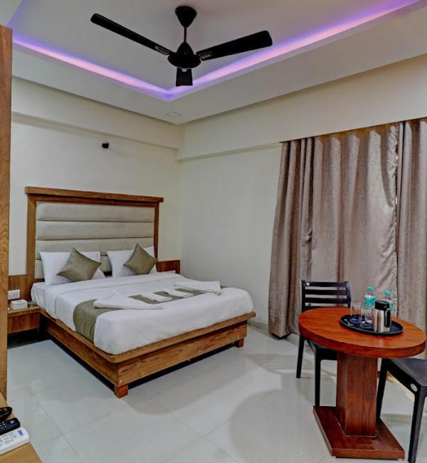 Sun Inn Residency , Navi Mumbai Bagian luar foto